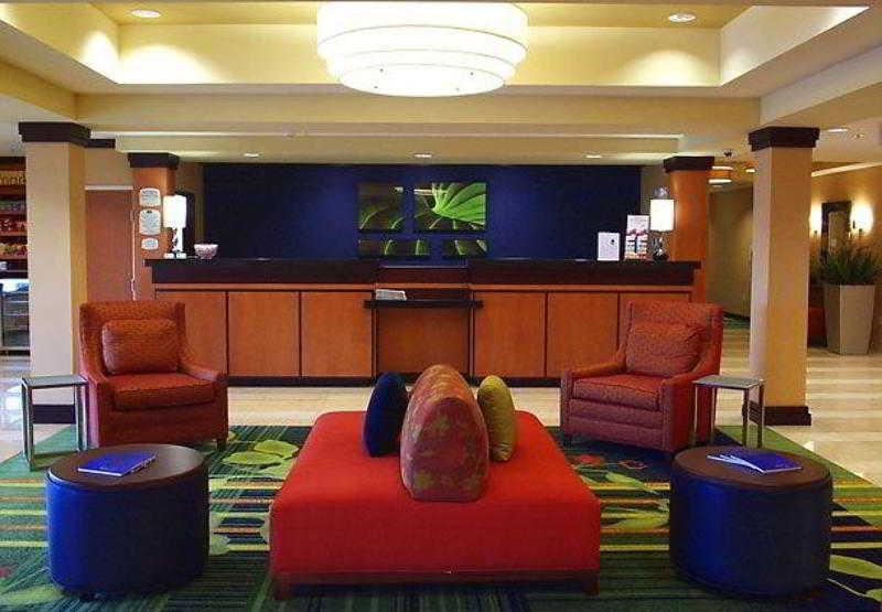 Fairfield Inn And Suites By Marriott Seymour Bagian luar foto